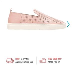 Blush Hush Puppies slip ons size 9